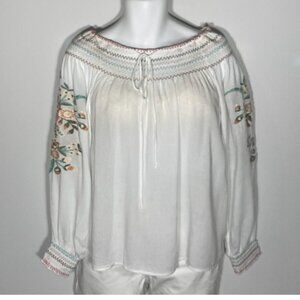 Umgee White smocked embroidered boho peasant top sz S